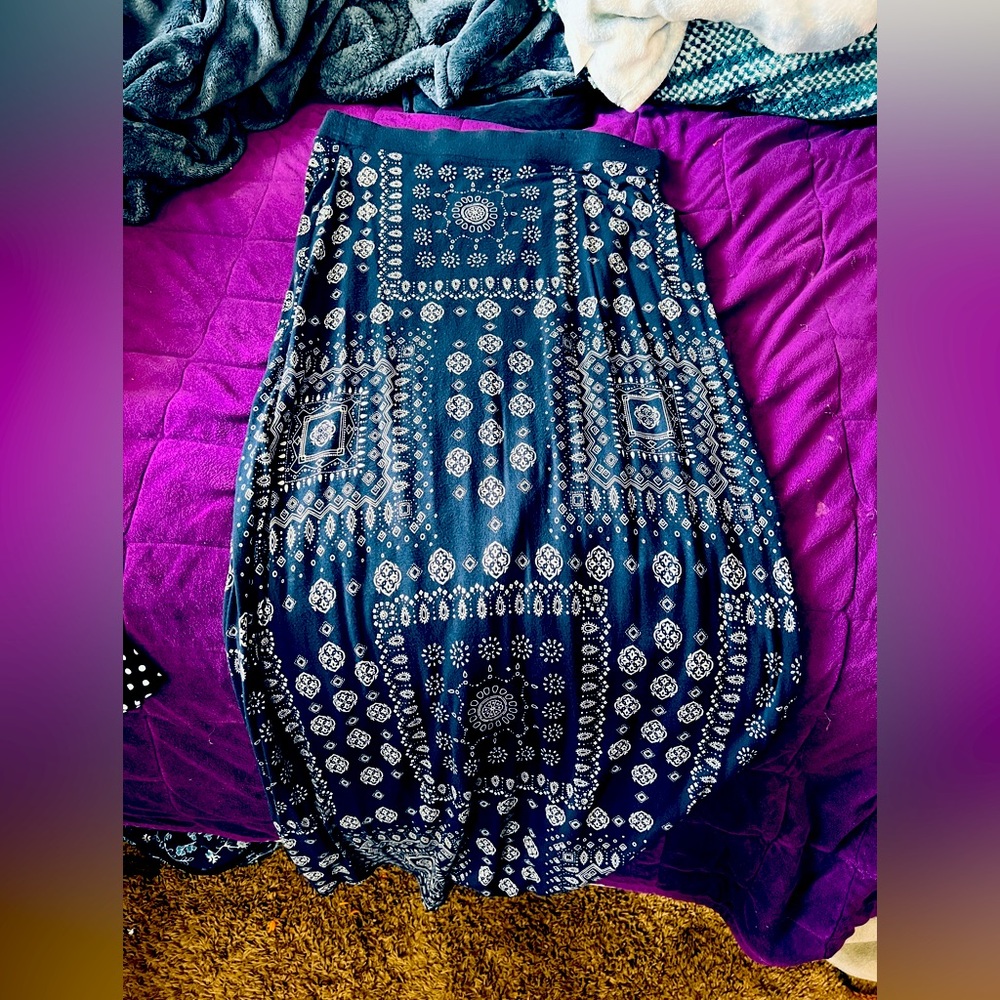 Maxi skirt